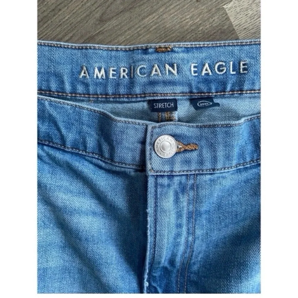 AMERICAN EAGLE Stovepipe Cuff Crop Jeans - Picture 8 of 13